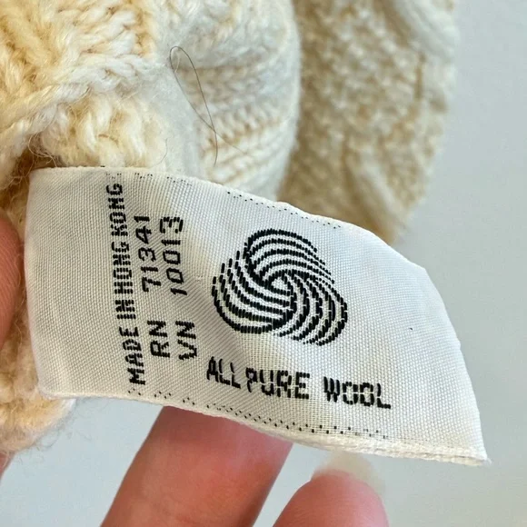 Vintage L.L. Bean Women's Cream Cable Knit Wool Fisherman Cardigan Sweater - Picture 11 of 11